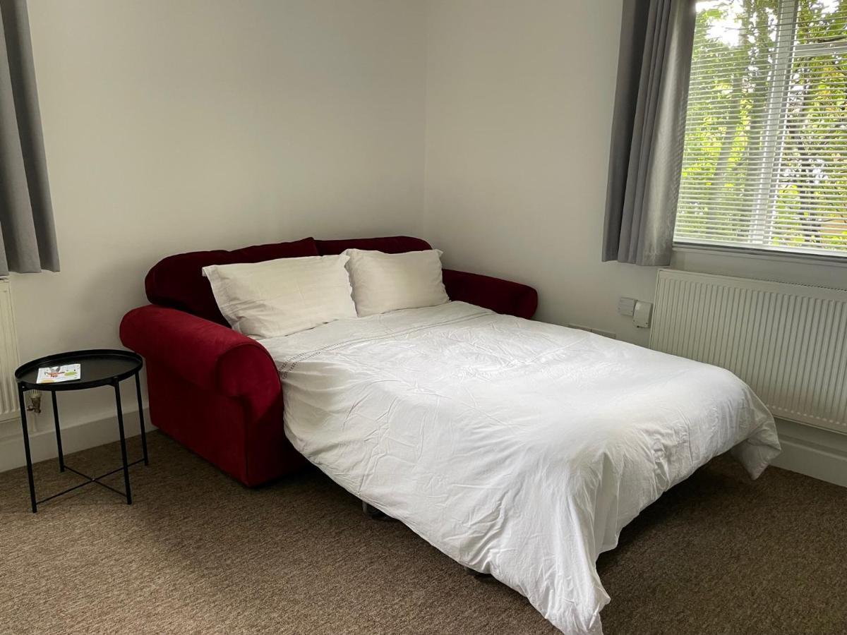 Charming Apartment In Chiswick London Eksteriør billede