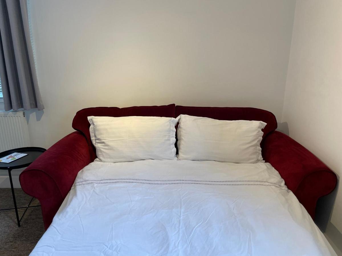 Charming Apartment In Chiswick London Eksteriør billede